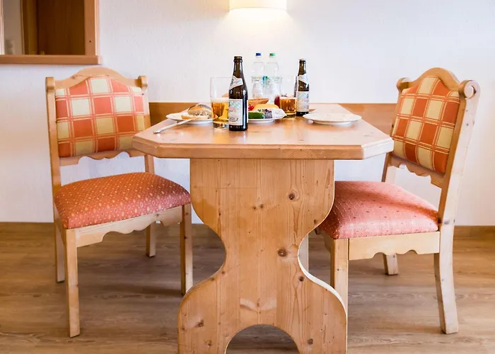 Apartamento 12, Apartmenthaus An Der
